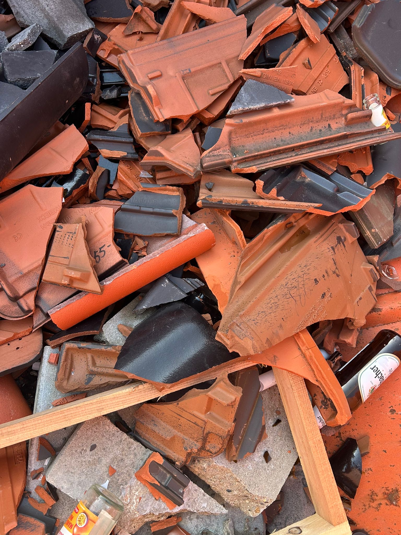 Ziegel &amp; Backsteine